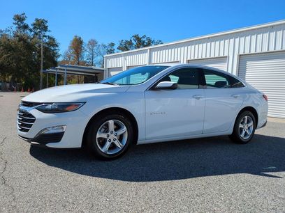 Used 2024 Chevrolet Malibu LT