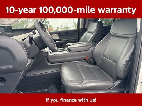 Used 2025 Ford Expedition Active RWD image 25