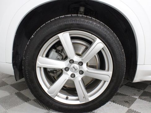 Used 2020 Volvo XC90 T6 Momentum AWD/4WD image 35