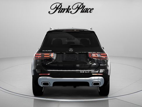 New 2026 Mercedes-Benz GLB 250 image 17