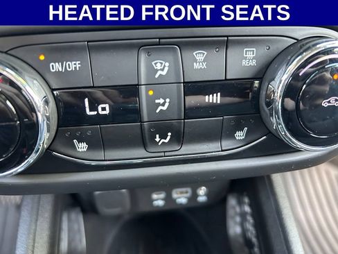 Used 2021 Chevrolet TrailBlazer RS w/ Sun and Liftgate Package FWD image 4
