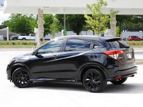Used 2021 Honda HR-V Sport image 15