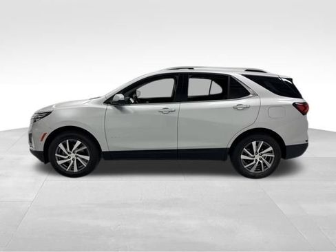 Certified 2022 Chevrolet Equinox Premier AWD/4WD image 3