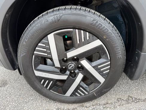 Used 2026 Nissan Kicks SV image 11