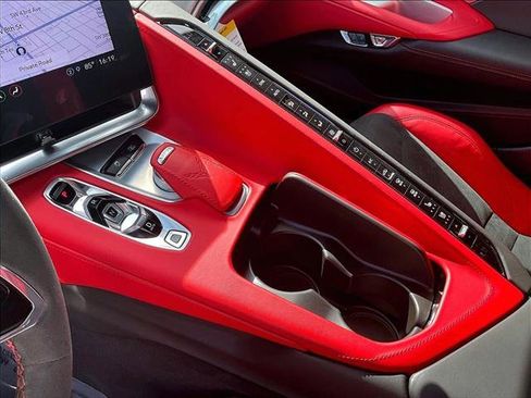 Used 2021 Chevrolet Corvette Stingray Premium Cpe w/ Z51 Performance Package RWD image 15
