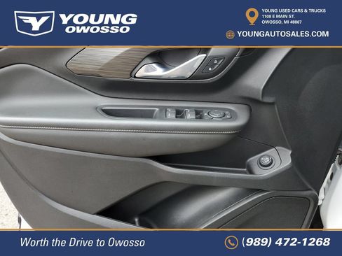 Certified 2023 GMC Terrain SLE w/ Driver Convenience Package FWD image 25