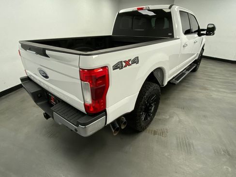 Used 2019 Ford F250 XLT w/ XLT Premium Package AWD/4WD image 6