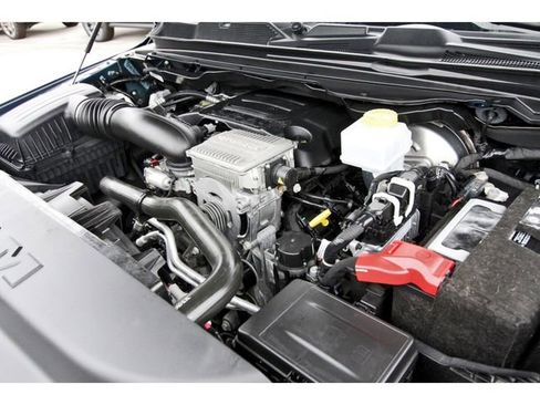 Used 2023 RAM 1500 Laramie RWD image 28