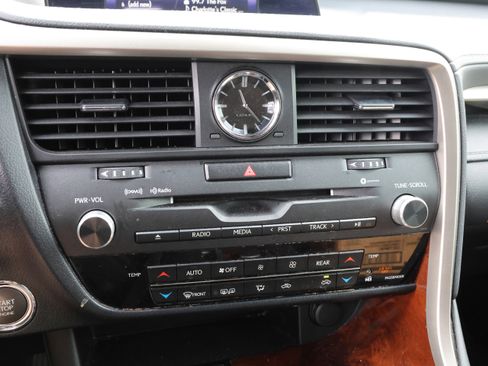 Used 2018 Lexus RX 350L FWD image 24