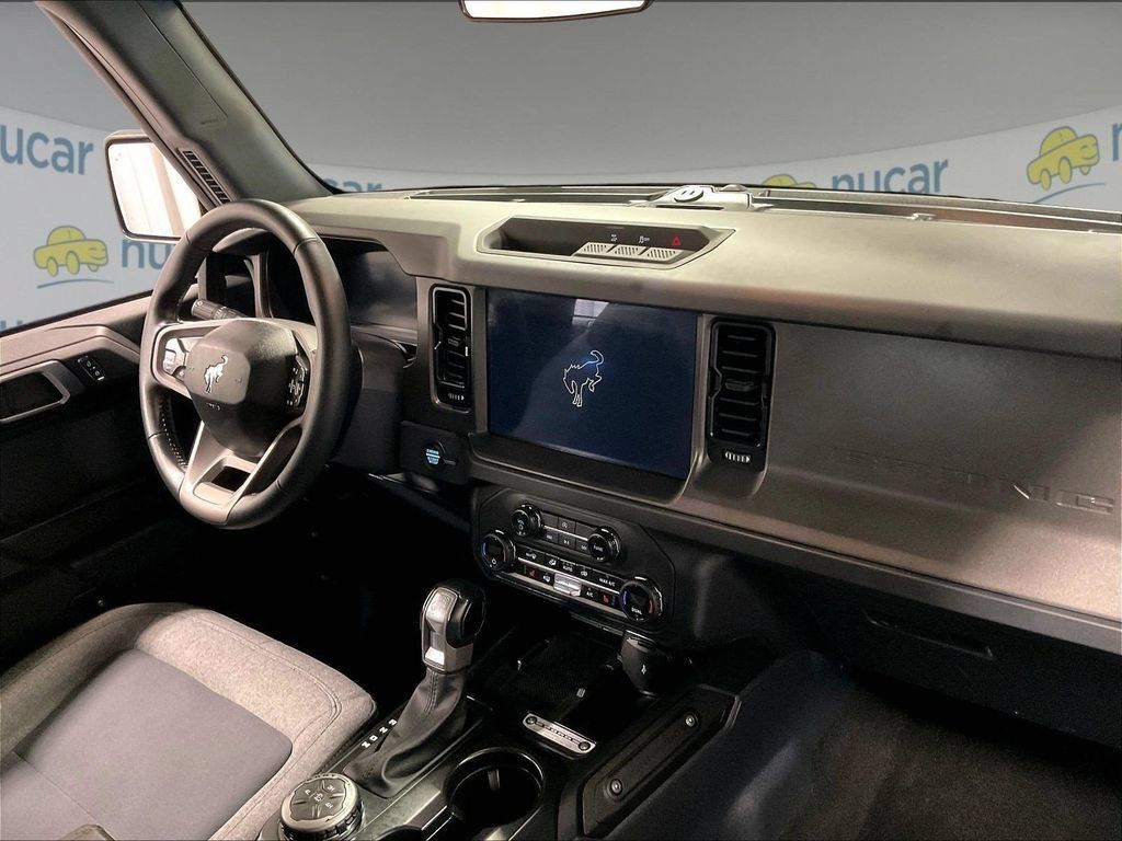 Used 2025 Ford Bronco Big Bend AWD/4WD image 14