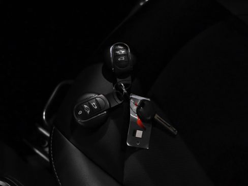 Used 2017 MINI Cooper 2-Door Hardtop FWD image 50