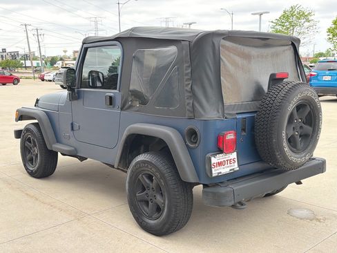 Used 2005 Jeep Wrangler X w/ Tire & Wheel Group (Ecco) AWD/4WD image 6