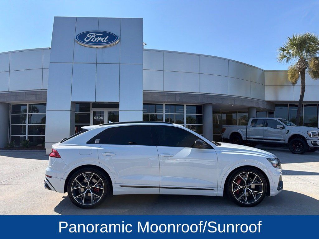 Used 2022 Audi SQ8 Prestige AWD/4WD image 2