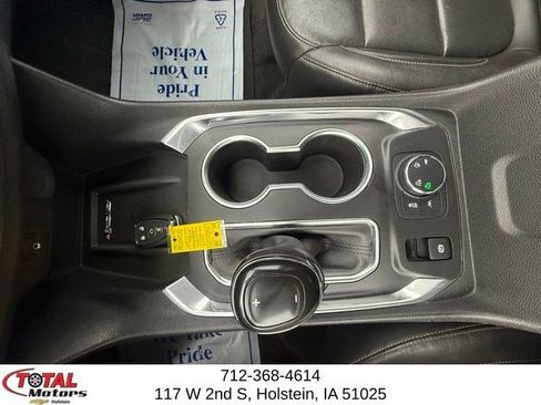 Used 2019 Chevrolet Traverse Premier AWD/4WD image 30