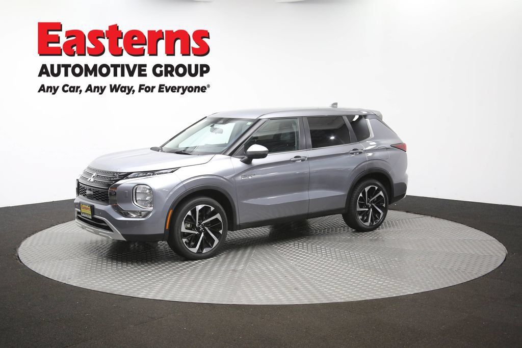 Used 2023 Mitsubishi Outlander SE AWD/4WD image 59