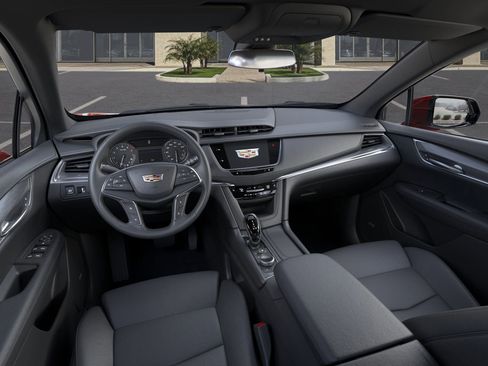 New 2025 Cadillac XT5 Luxury FWD image 15