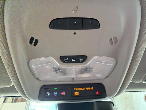 Used 2024 Buick Encore GX Avenir w/ Avenir Convenience Package FWD image 52