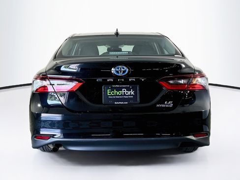 Used 2021 Toyota Camry LE w/ Cold Weather Package FWD image 7