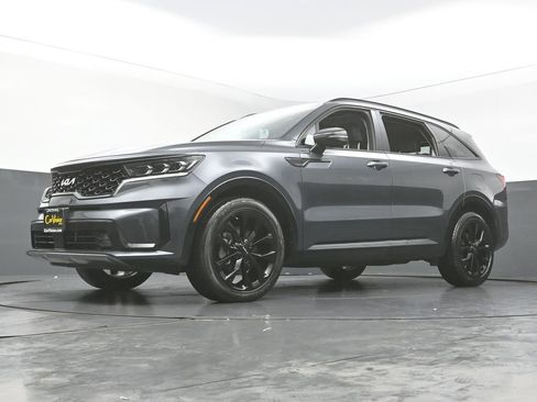Used 2022 Kia Sorento SX image 52