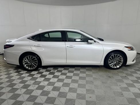 Used 2023 Lexus ES 350 Ultra Luxury w/ Accessory Package (Z2) FWD image 8