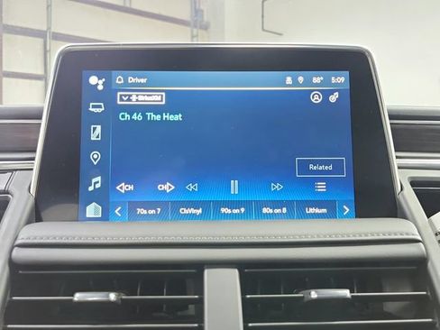 Used 2024 Chevrolet Tahoe LT AWD/4WD image 16