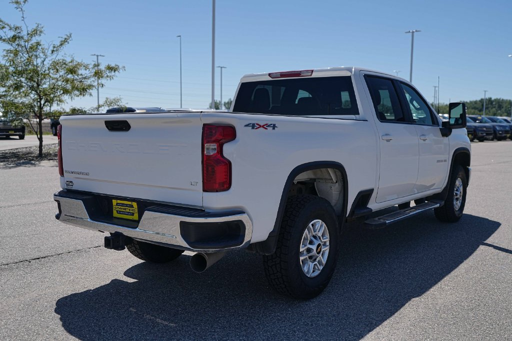 Used 2025 Chevrolet Silverado 2500 LT AWD/4WD image 7