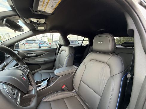 New 2026 Buick Envista Sport Touring w/ Convenience I Package image 12