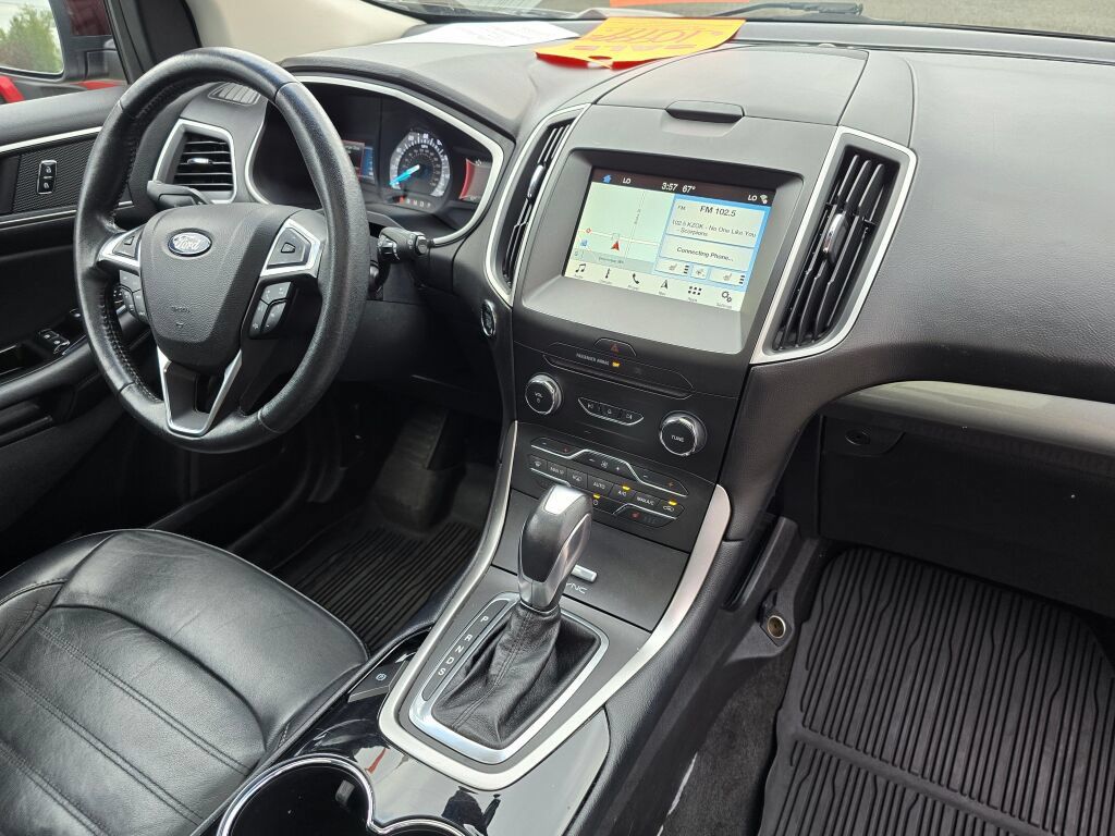Used 2017 Ford Edge SEL w/ Equipment Group 201A AWD/4WD image 10