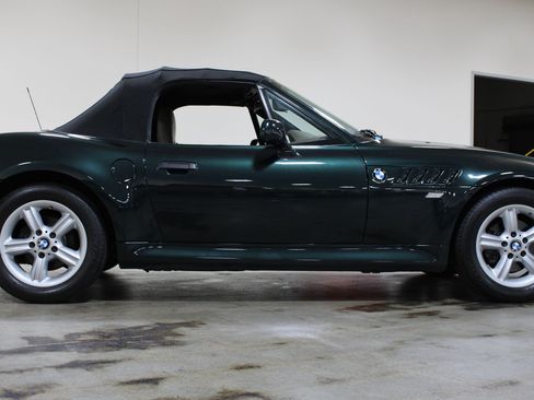 Used 2001 BMW Z3 2.5i RWD image 37