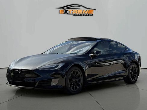 Used 2017 Tesla Model S 75 RWD image 2