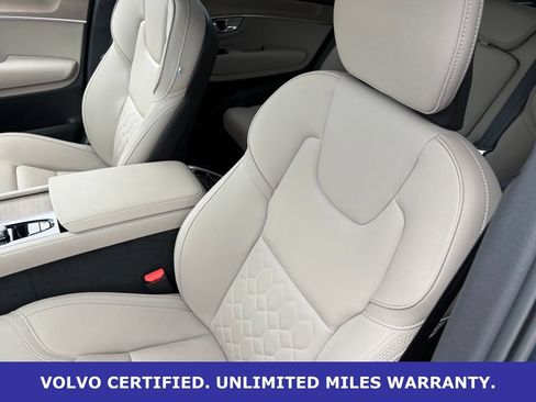 Certified 2026 Volvo XC90 B6 Plus w/ Protection Package Premier AWD/4WD image 29