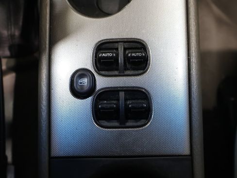 Used 2007 Jeep Liberty Sport AWD/4WD image 25