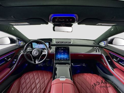 Used 2022 Mercedes-Benz S 580 4MATIC Sedan w/ AMG Line Package image 28