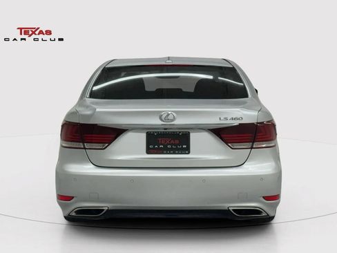 Used 2013 Lexus LS 460 w/ Comfort Pkg RWD image 8