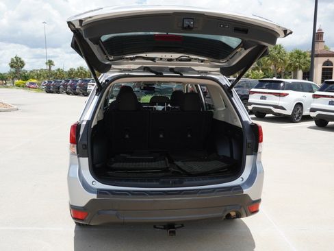 Used 2020 Subaru Forester Premium AWD/4WD image 37