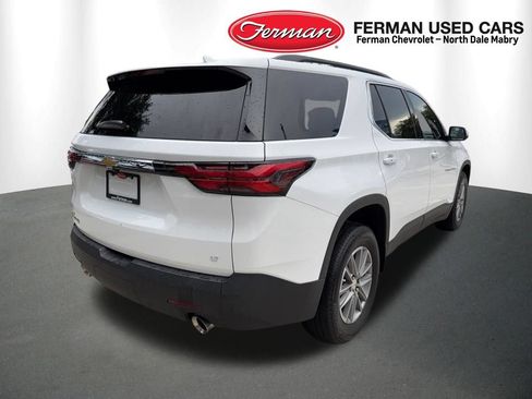 Used 2023 Chevrolet Traverse LT FWD image 2