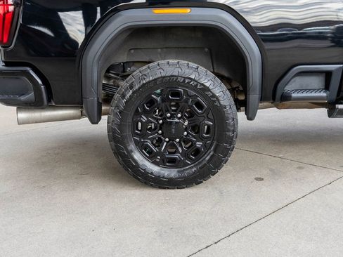 Used 2024 GMC Sierra 3500 Denali Ultimate image 36