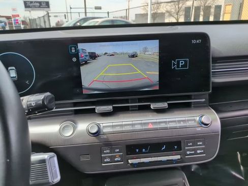 Used 2024 Hyundai Kona SEL w/ Convenience Package image 13