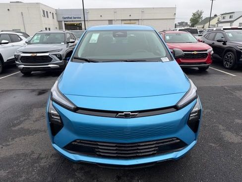 New 2027 Chevrolet Bolt LT w/ Comfort Package FWD image 2