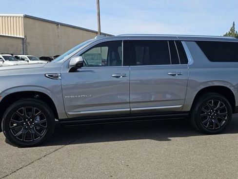 New 2026 GMC Yukon XL Denali w/ Sun & Power Step Package image 5