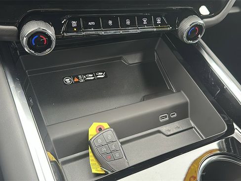 New 2026 Chevrolet Suburban RST w/ Comfort Package image 21