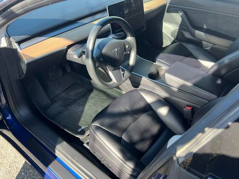 Used 2018 Tesla Model 3 image 10