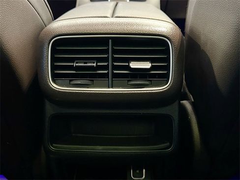 Certified 2021 Mercedes-Benz GLE 450 GLE 450 w/ Premium Package image 27