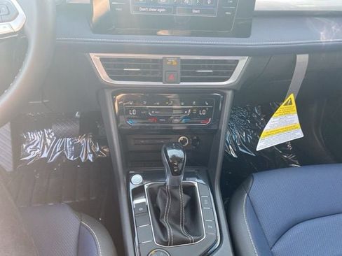 New 2025 Volkswagen Taos SEL image 33