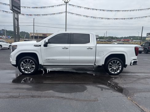 Used 2024 GMC Sierra 1500 Denali w/ Denali Reserve Package AWD/4WD image 7