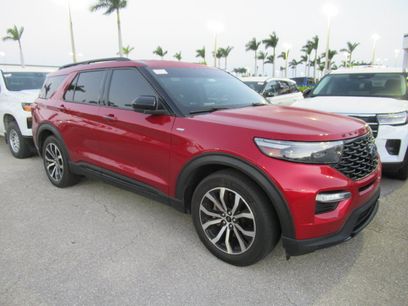Used 2022 Ford Explorer ST-Line w/ Class IV Trailer Tow Package