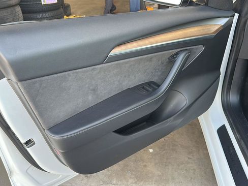 Used 2022 Tesla Model 3 RWD image 19