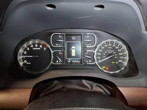Used 2021 Toyota Tundra Limited w/ Limited Premium Package RWD image 11