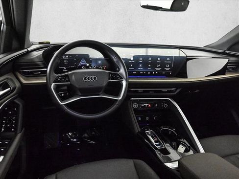 Certified 2025 Audi Q5 Premium w/ Convenience Package AWD/4WD image 19