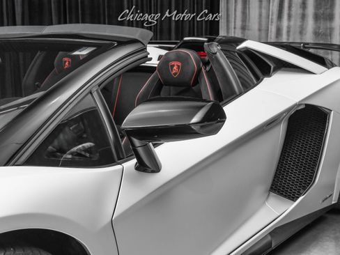 Used 2016 Lamborghini Aventador LP 750-4 Superveloce AWD/4WD image 36